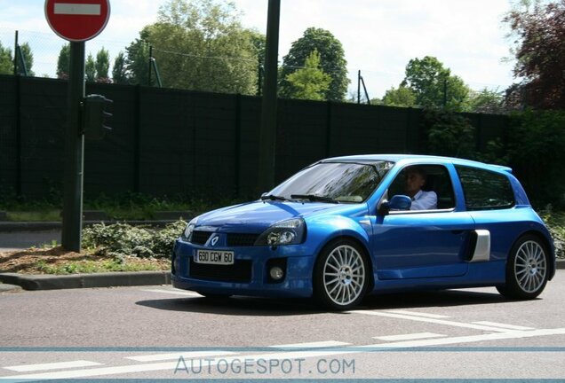 Renault Clio V6 Phase II