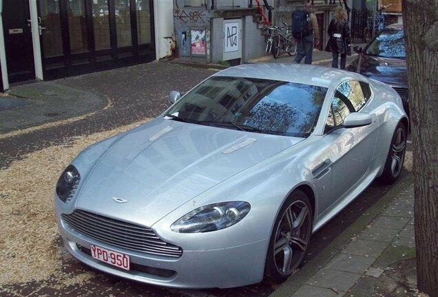 Aston Martin V8 Vantage N400