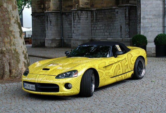 Dodge Viper SRT-10 Roadster 2003