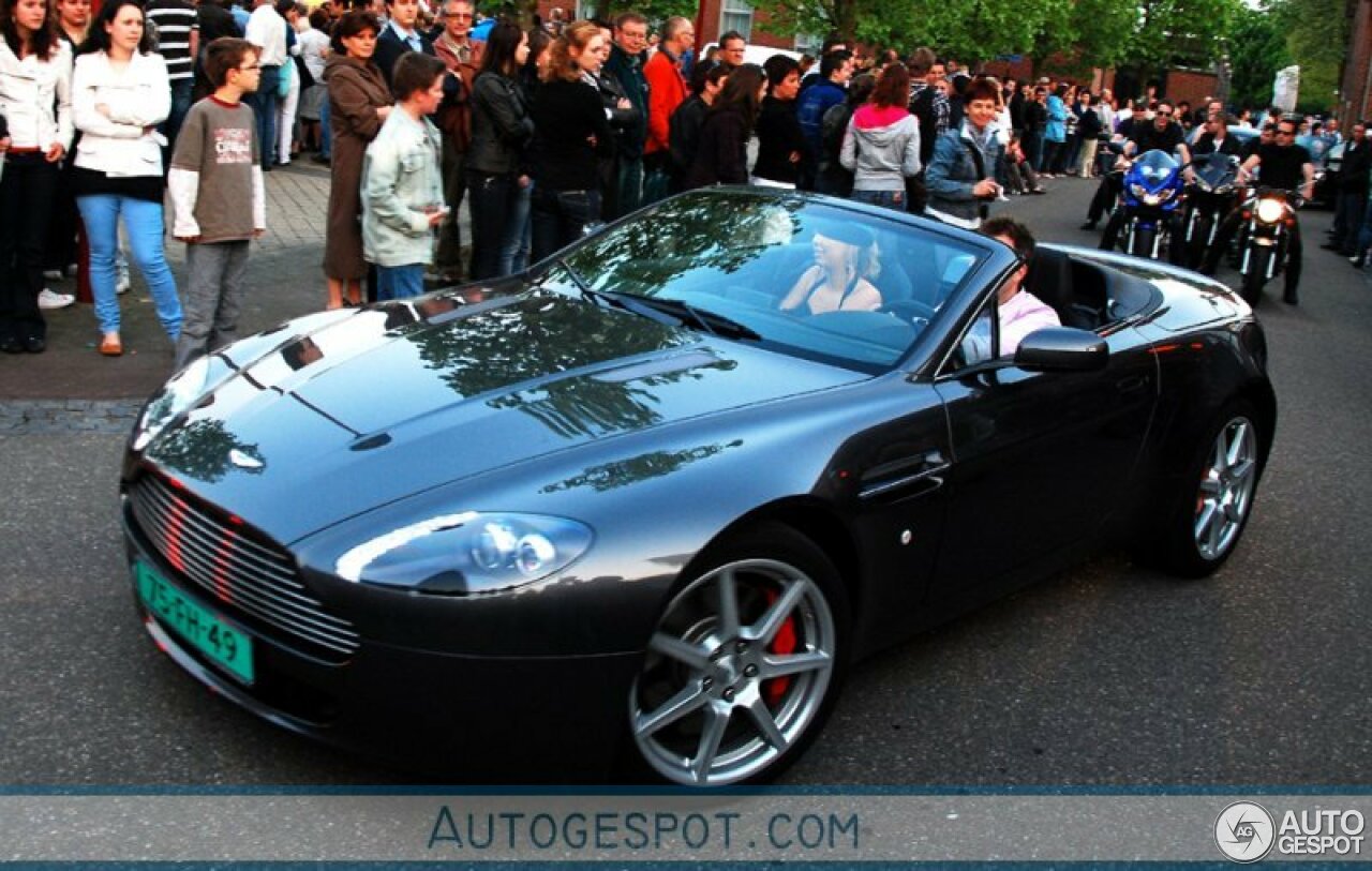 Aston Martin V8 Vantage Roadster