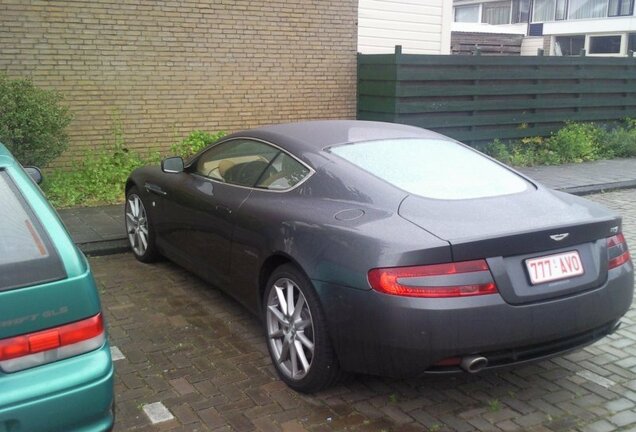 Aston Martin DB9