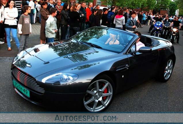 Aston Martin V8 Vantage Roadster