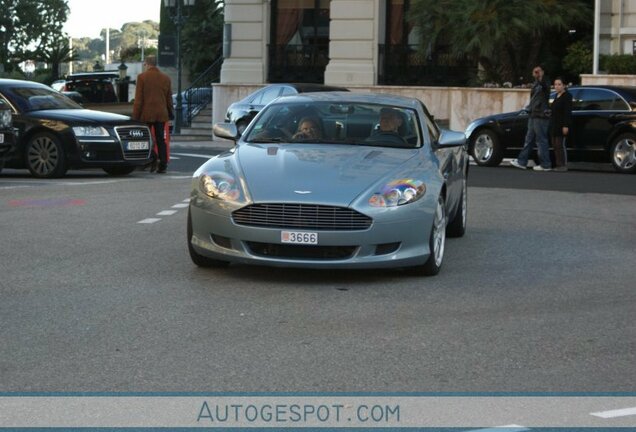 Aston Martin DB9