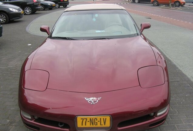 Chevrolet Corvette C5 Convertible 50th Anniversary