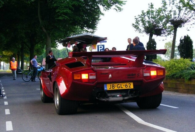 Lamborghini Countach LP500 S