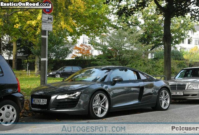 Audi R8