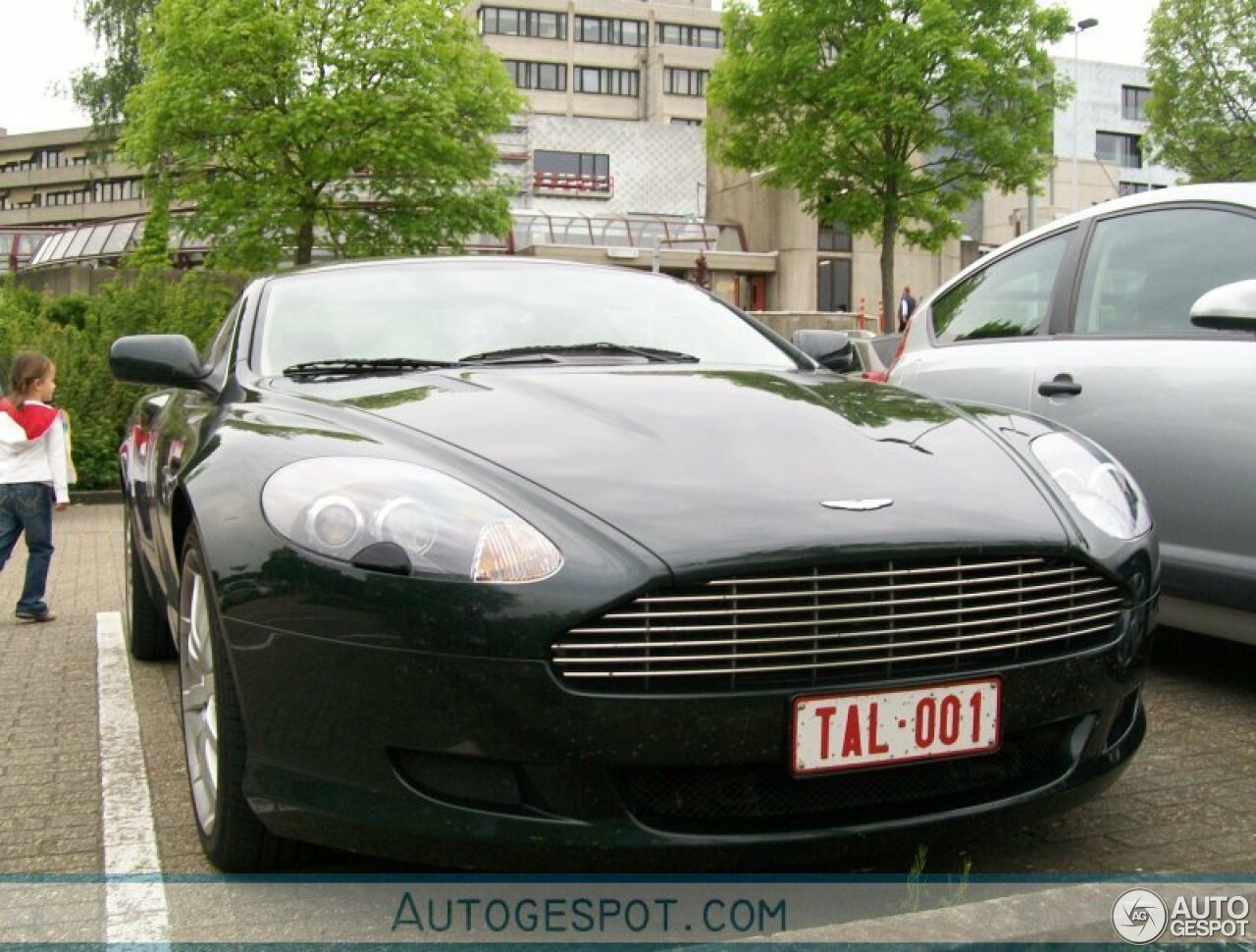 Aston Martin DB9