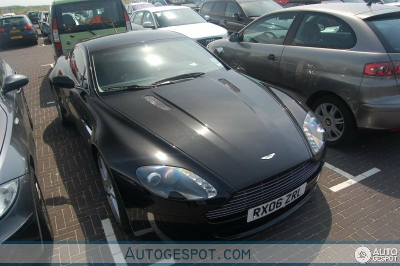 Aston Martin V8 Vantage