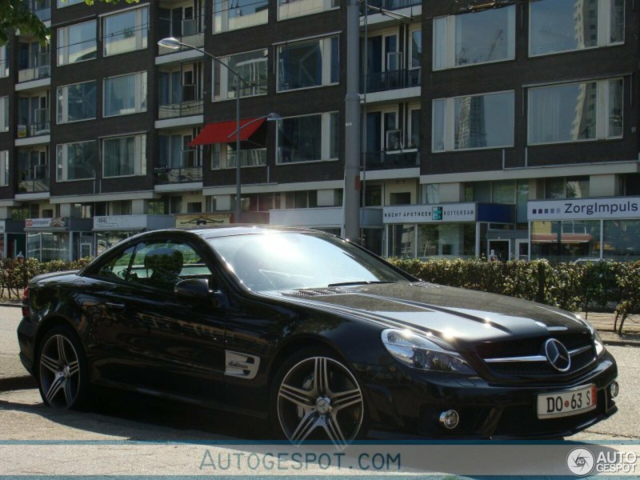 Mercedes-Benz SL 63 AMG