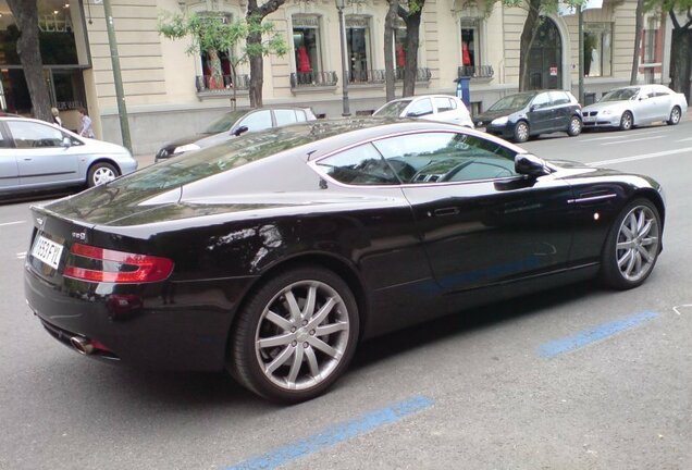 Aston Martin DB9