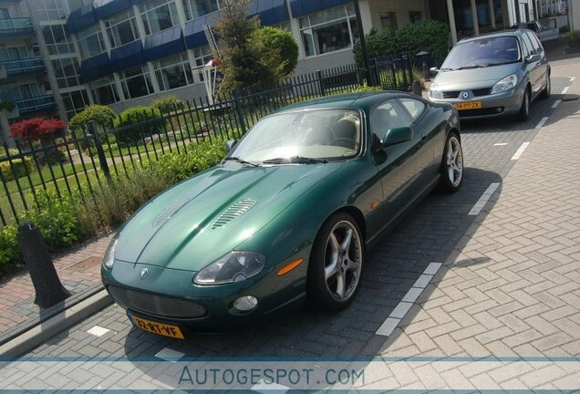 Jaguar XKR