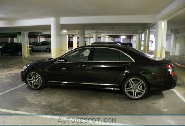 Mercedes-Benz S 63 AMG W221