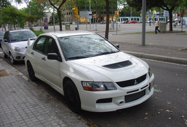 Mitsubishi Lancer Evolution IX