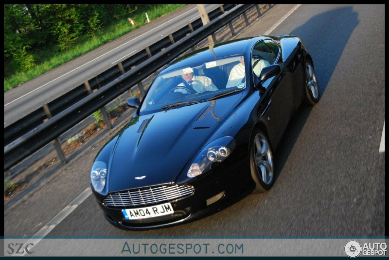 Aston Martin DB9