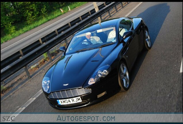 Aston Martin DB9