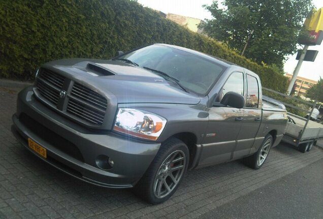 Dodge RAM SRT-10 Quad-Cab