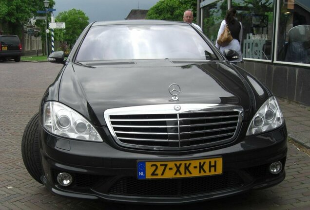 Mercedes-Benz S 63 AMG W221