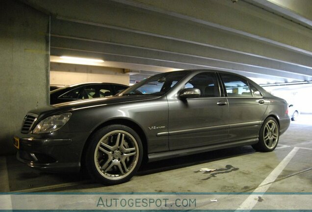 Mercedes-Benz S 65 AMG W220