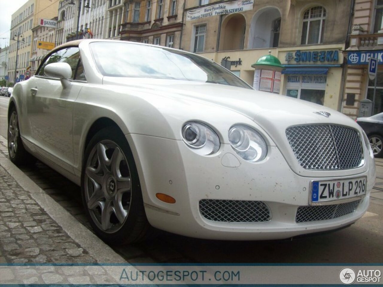 Bentley Continental GTC