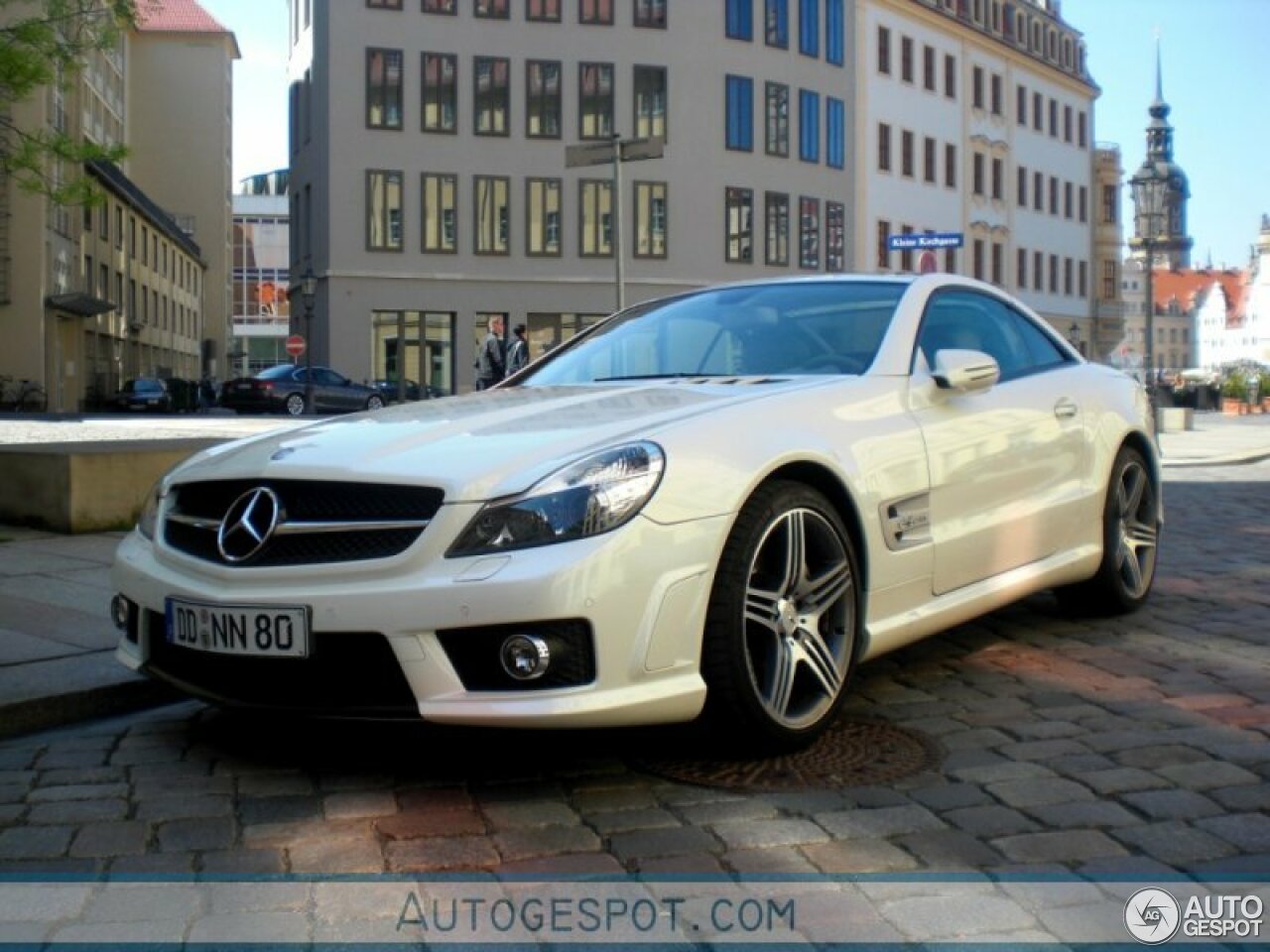 Mercedes-Benz SL 63 AMG