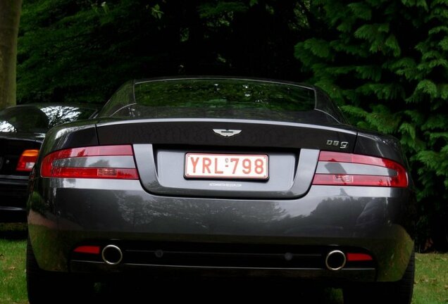 Aston Martin DB9