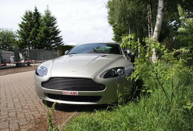 Aston Martin V8 Vantage