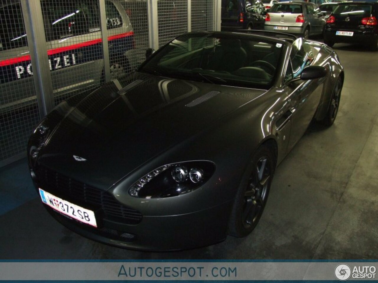 Aston Martin V8 Vantage Roadster