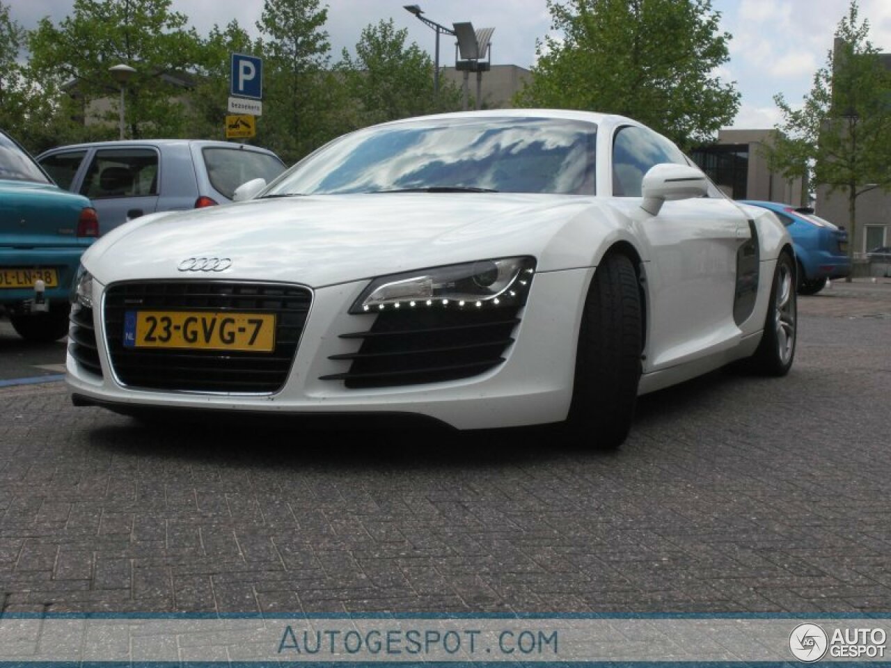 Audi R8