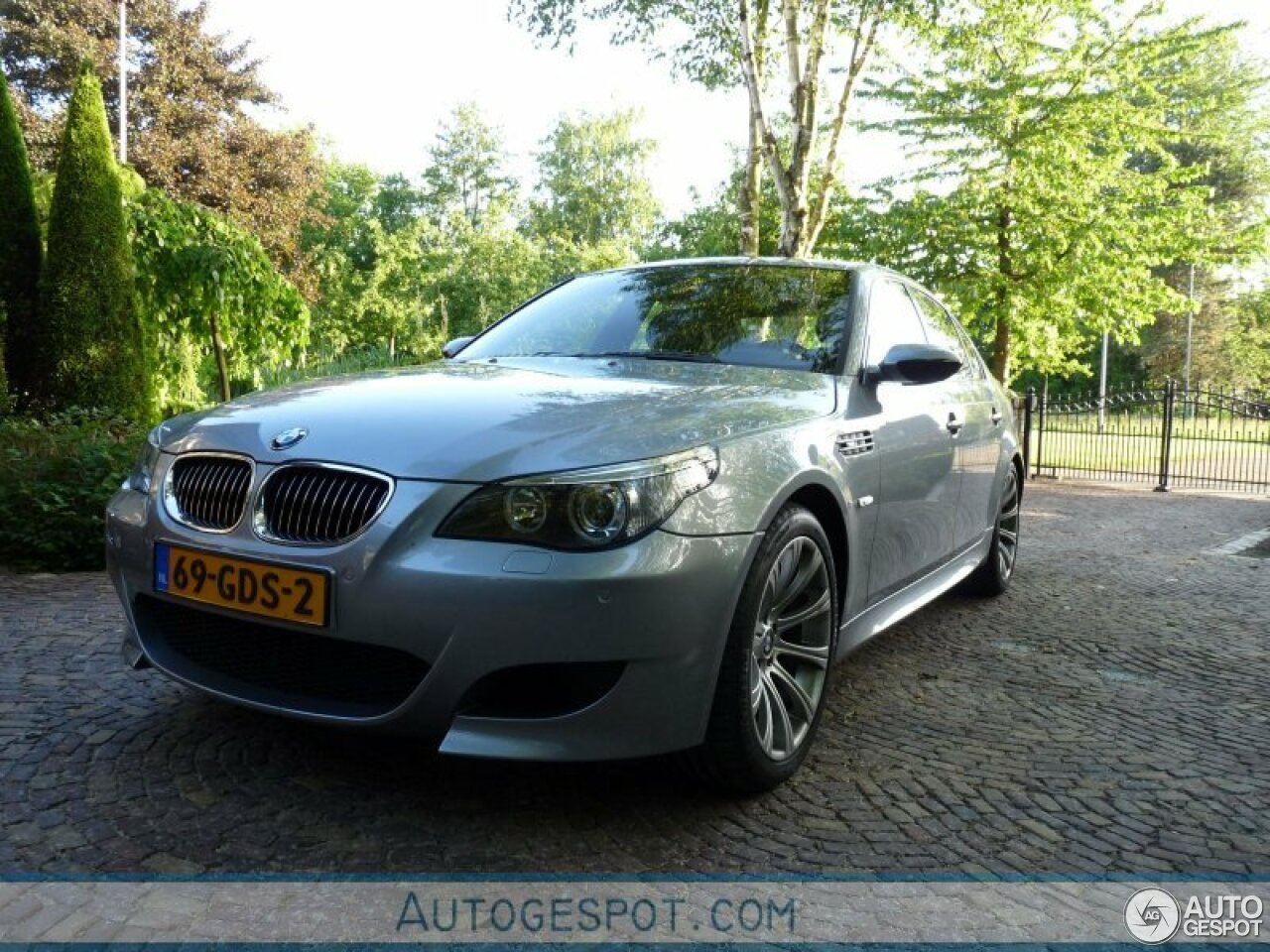 BMW M5 E60 2005