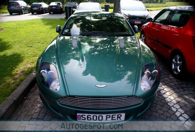 Aston Martin DB9