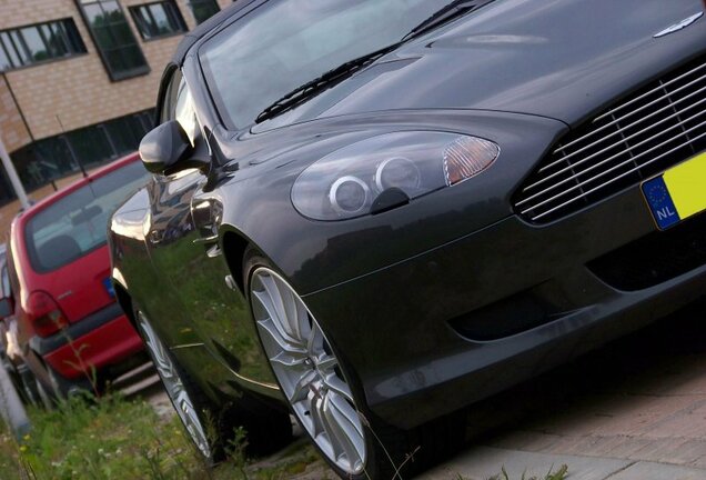 Aston Martin DB9 Volante