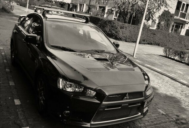 Mitsubishi Lancer Evolution X MR