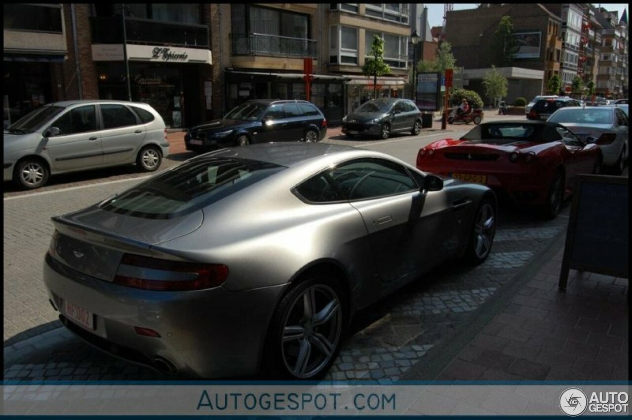 Aston Martin V8 Vantage