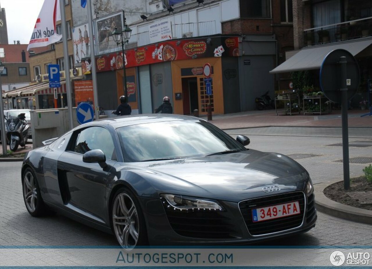 Audi R8