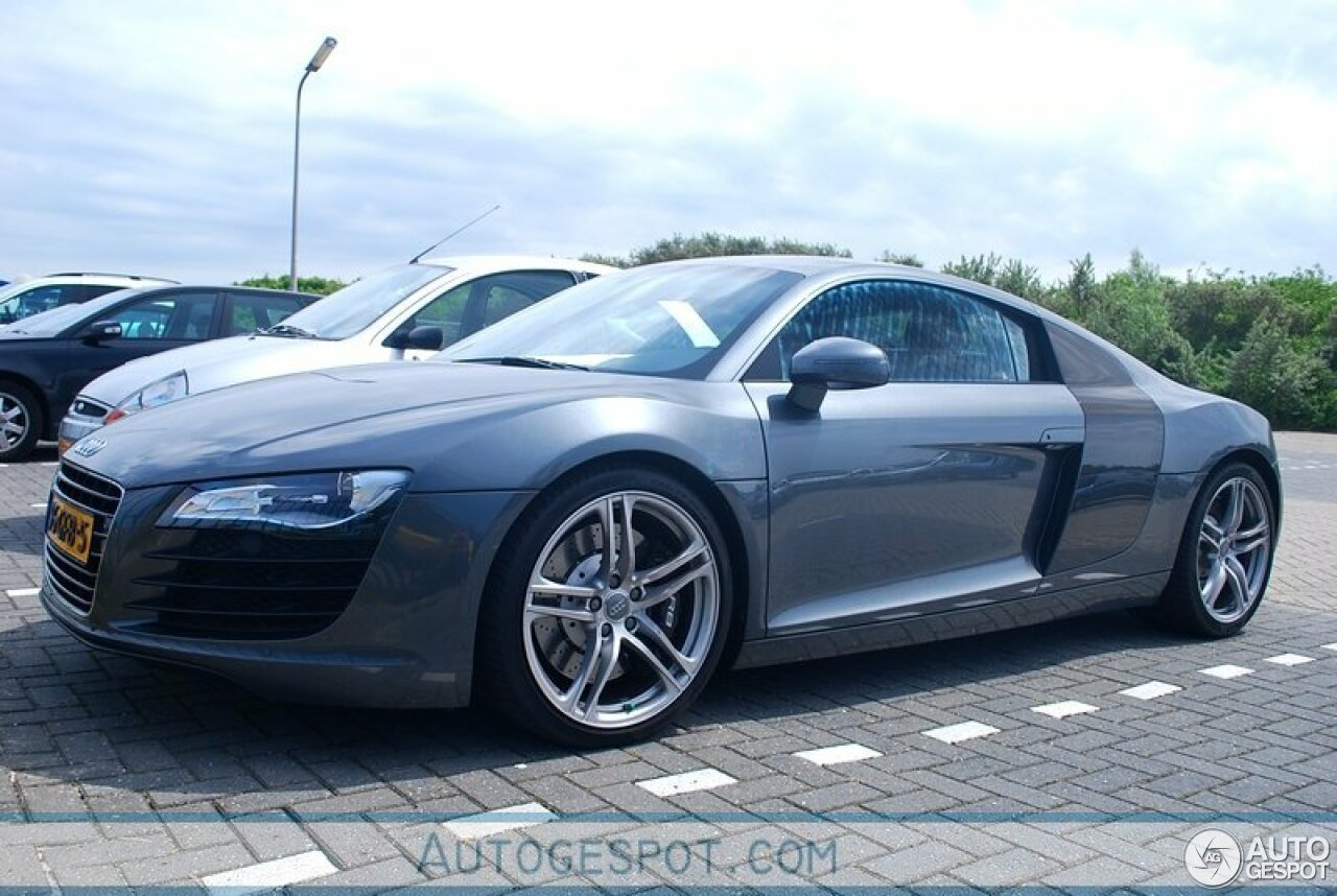 Audi R8