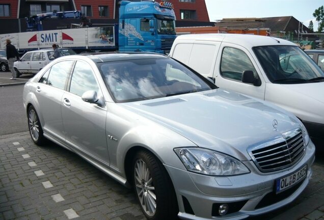 Mercedes-Benz S 63 AMG W221