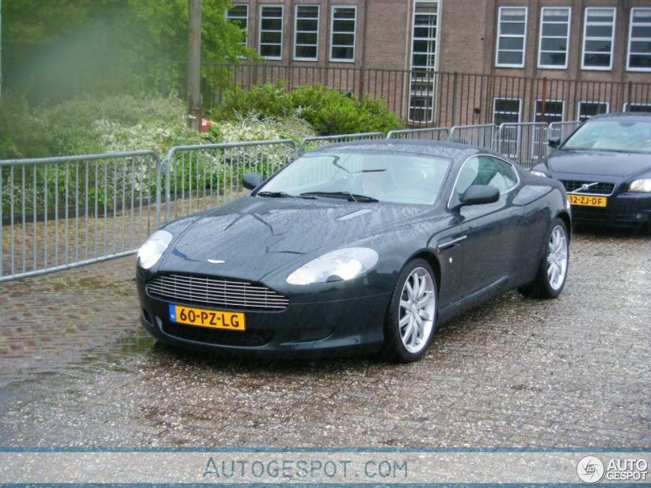 Aston Martin DB9