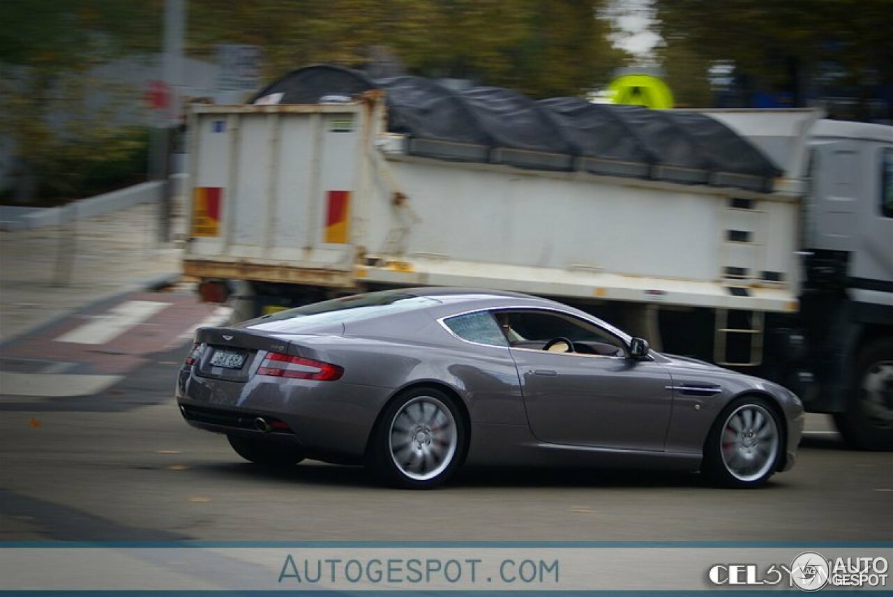 Aston Martin DB9