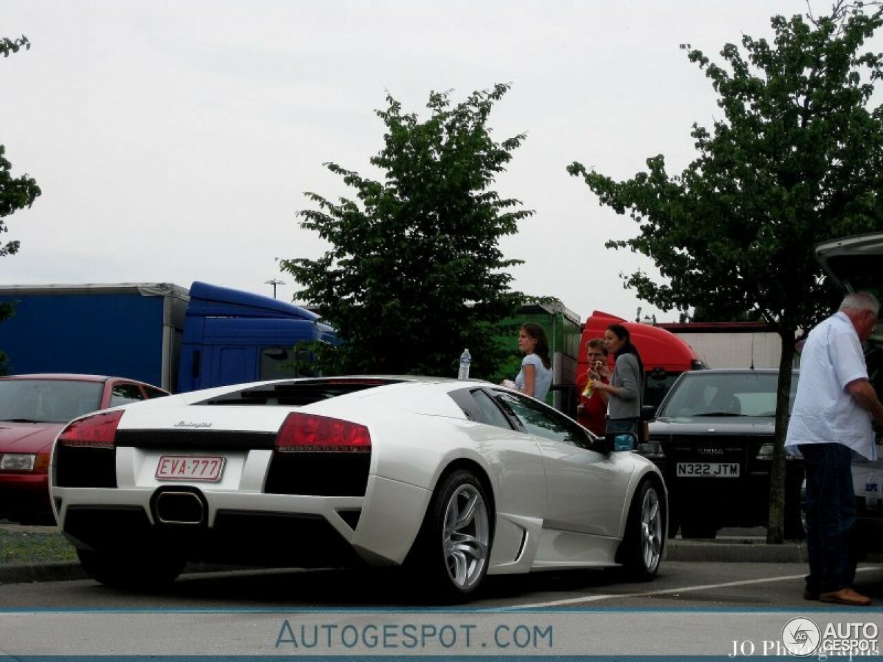 Lamborghini Murciélago LP640