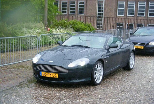 Aston Martin DB9