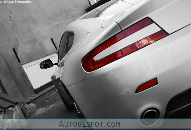 Aston Martin V8 Vantage