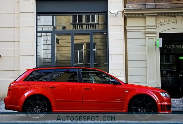 Audi RS4 Avant B7