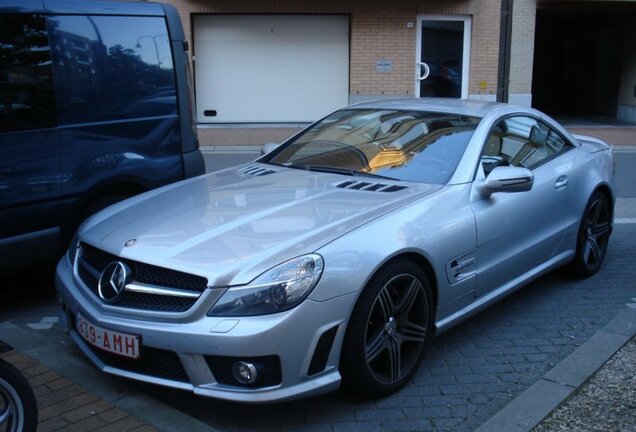 Mercedes-Benz SL 63 AMG