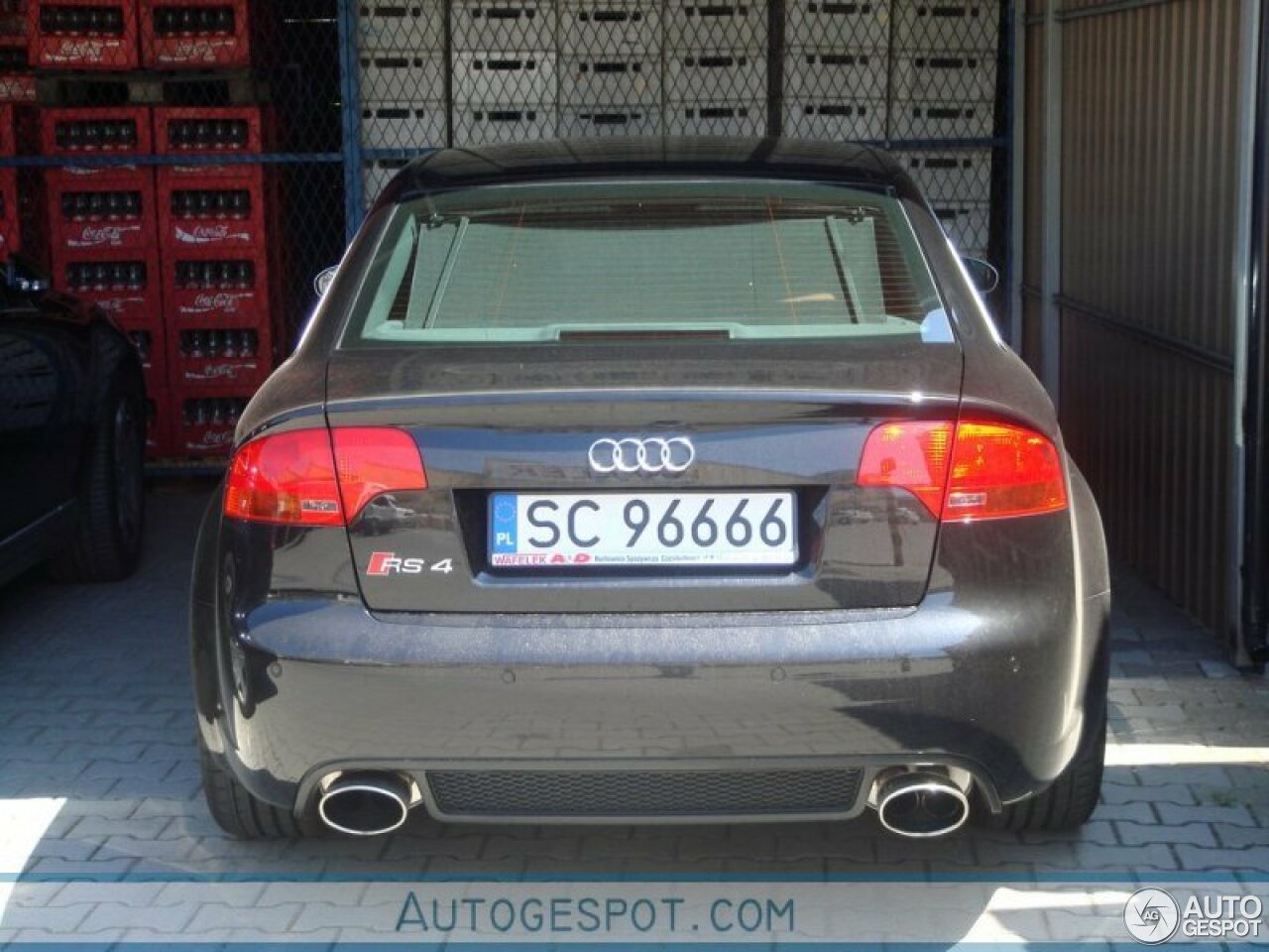 Audi RS4 Sedan