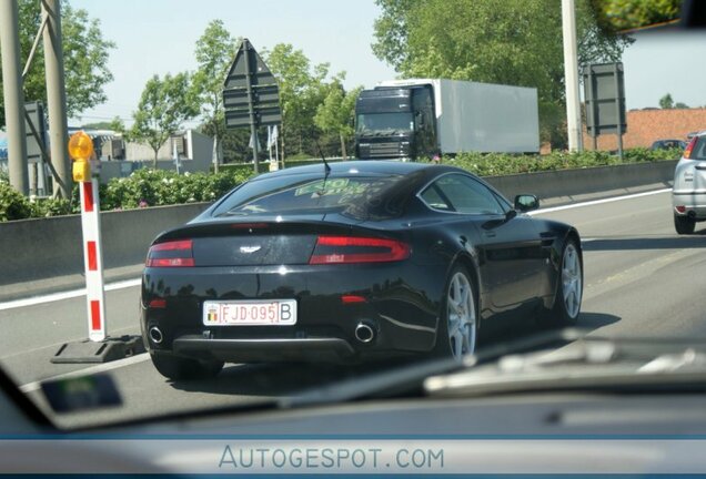 Aston Martin V8 Vantage