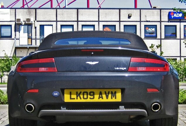 Aston Martin V8 Vantage Roadster