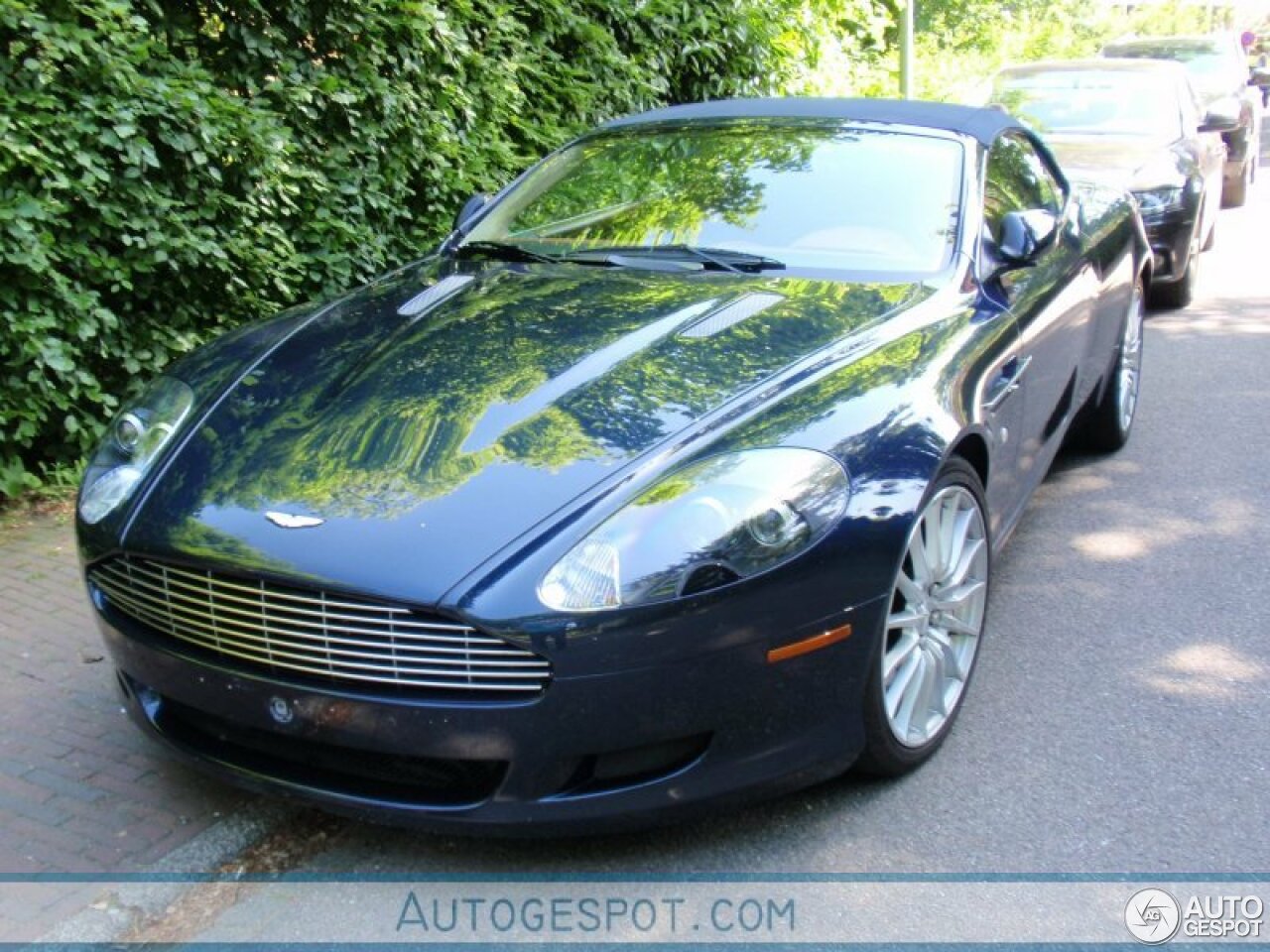 Aston Martin DB9 Volante