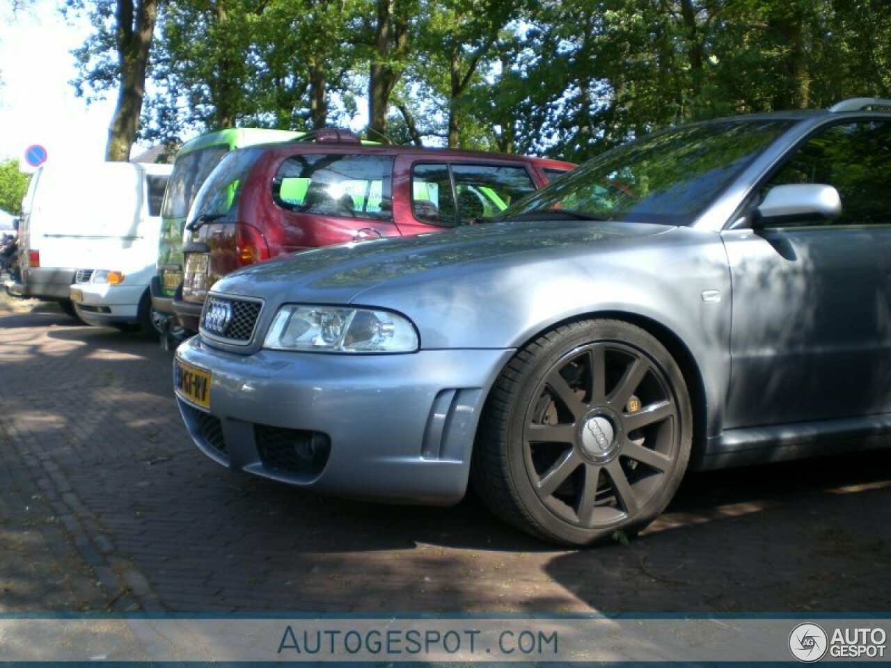 Audi RS4 Avant B5