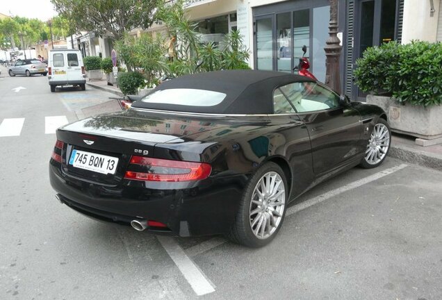 Aston Martin DB9 Volante