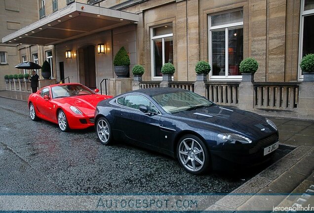 Aston Martin V8 Vantage